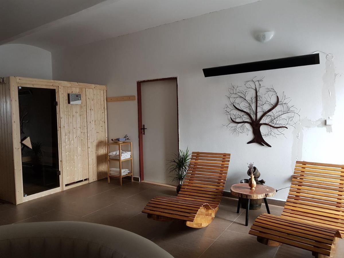 Penzion Tvrz Dub U Tabora Ratiborske Hory Εξωτερικό φωτογραφία